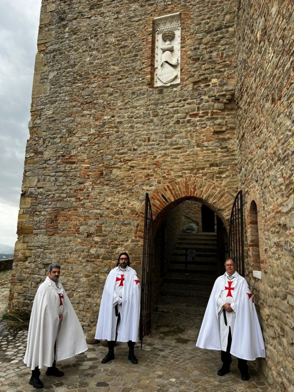 Templari photo by castello di Montefiore Conca