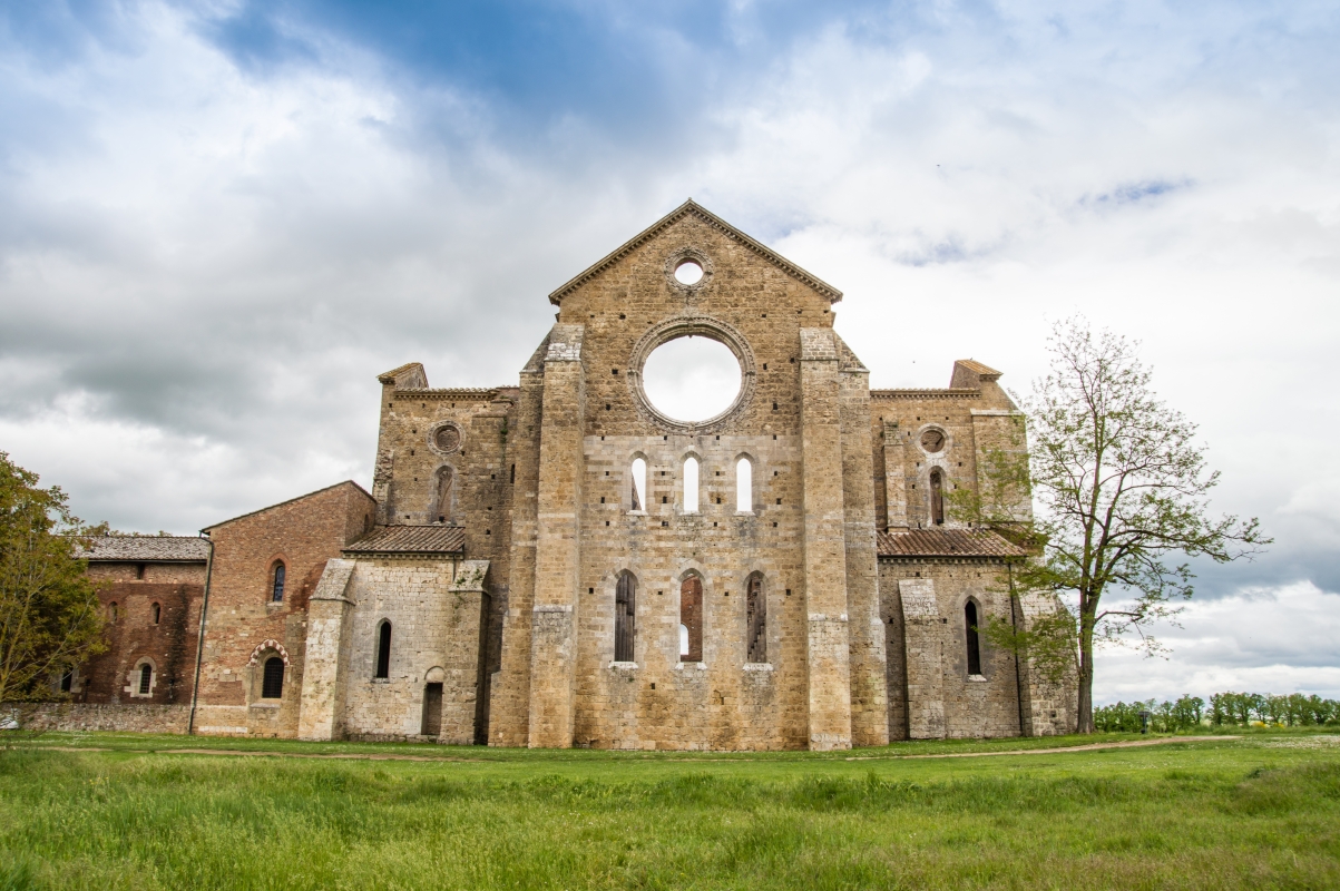 Abbazia di San Galgano, facciata - ENIT SpA