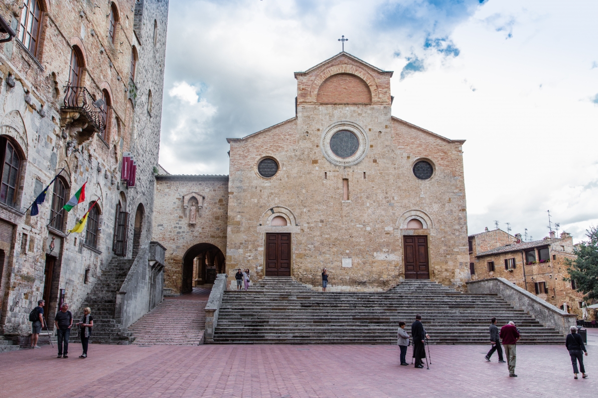 Facciata del Duomo di San Gimignano - Simone Antonazzo / ENIT SpA