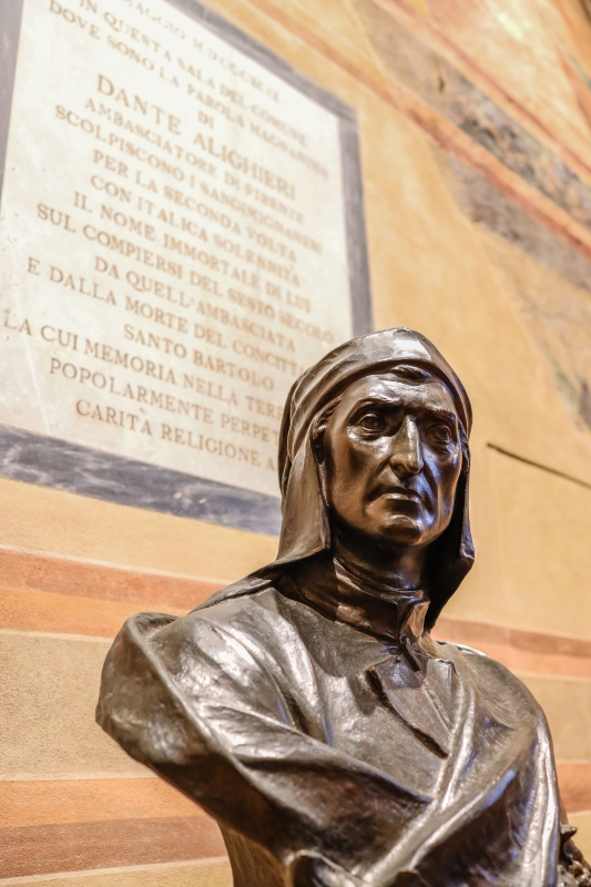 Museo Civico del Palazzo Comunale di San Gimignano, busto di Dante Alighieri - ENIT SpA