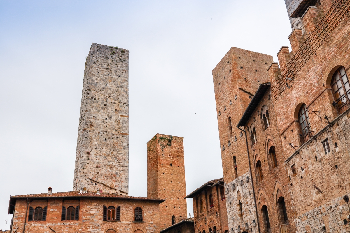 San Gimignano, piazza Duomo - ENIT SpA