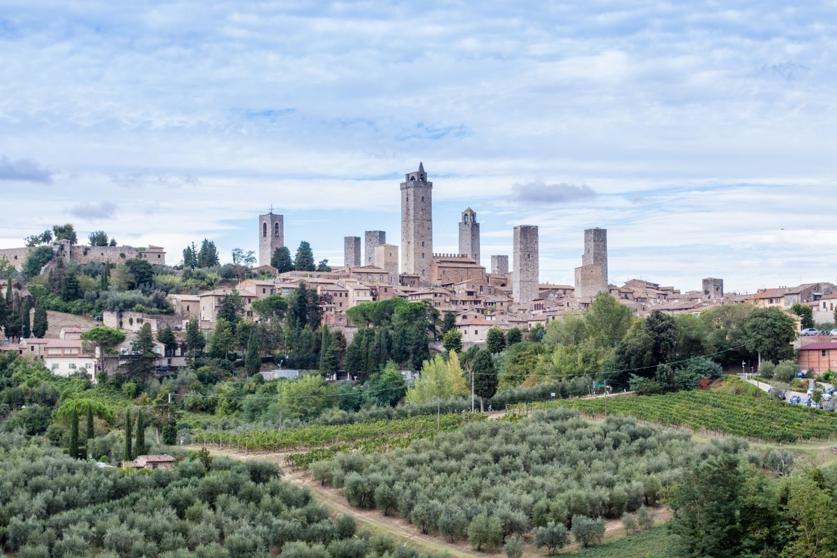 Panoramic view of San Gimignano - Simone Antonazzo / ENIT SpA