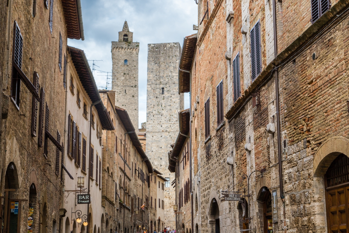San Gimignano, via San Giovanni - Simone Antonazzo / ENIT SpA