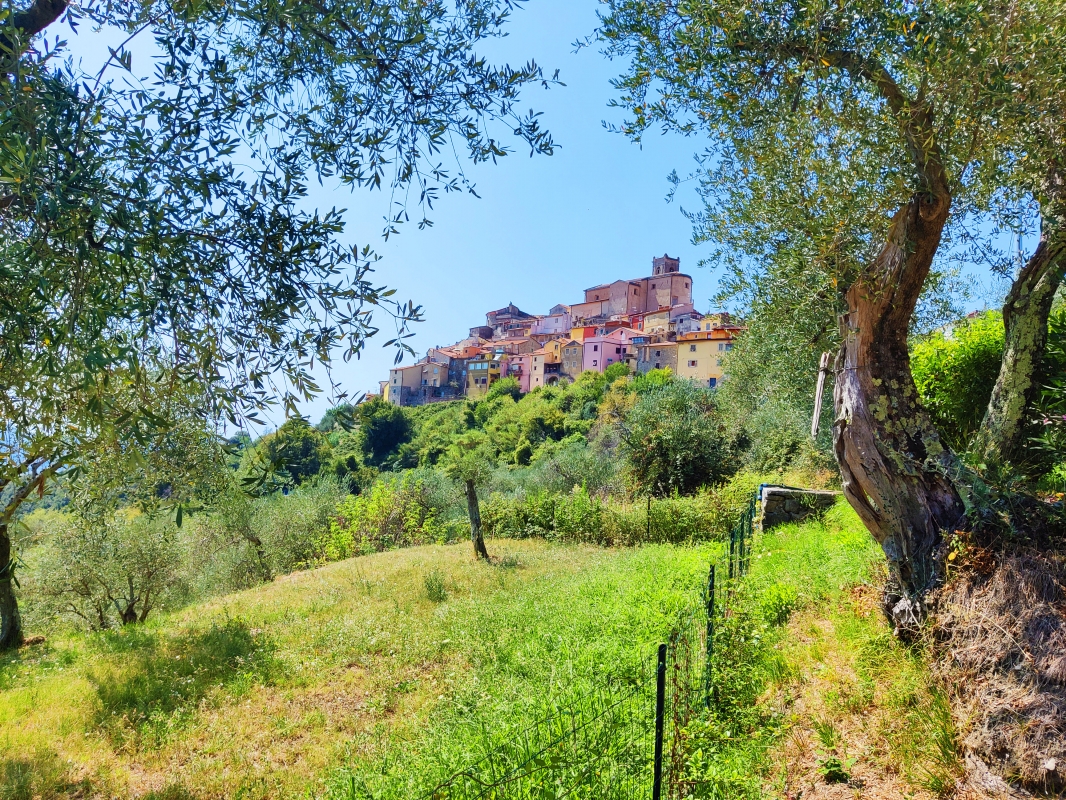 The village of Ponzano Superiore - ENIT SpA