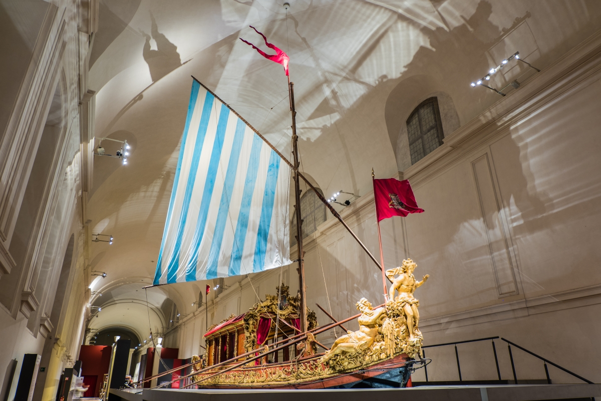 Reggia di Venaria Reale: il Bucintoro dei Savoia nella Scuderia Grande - ENIT SpA
