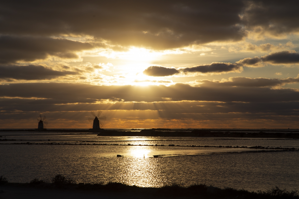 Sunset at the Riserva Naturale Saline di Trapani e Paceco - Simone Antonazzo / ENIT SpA