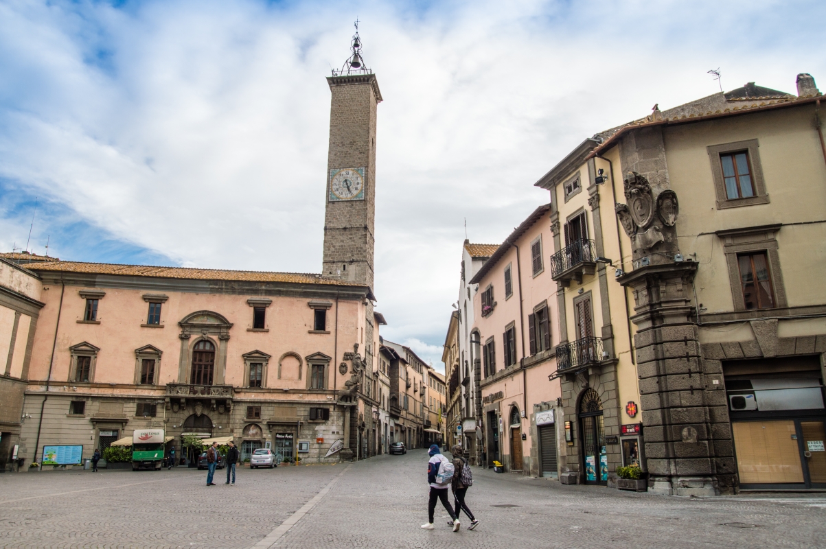 Viterbo, piazza del Plebiscito - ENIT SpA