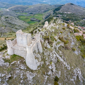 Vista aerea del castello di Rocca Calascio - ENIT SpA