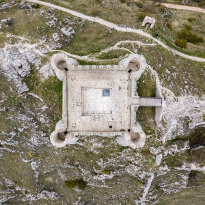Vista aerea del castello di Rocca Calascio - ENIT SpA