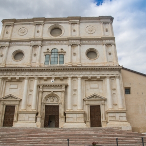 L'Aquila, facciata della Basilica di San Bernardino - ENIT SpA