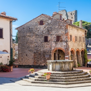 Civitella in Val di Chiana, piazza Don Alcide Lazzeri - Simone Antonazzo / ENIT SpA