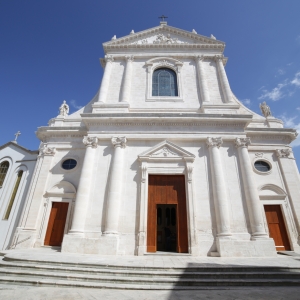 Facciata della Chiesa di San Giorgio Martire - Simone Antonazzo / ENIT SpA