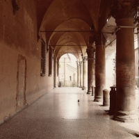 Portici in Piazza Santo Stefano - Lia Versaci