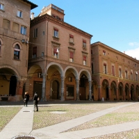 I portici di piazza Santo Stefano - Anna pazzaglia
