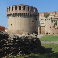 Rocca Sforzesca (torre e mura2) - Maurolattuga