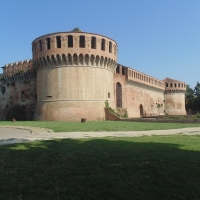 Rocca Sforzesca (vista laterale) - Maurolattuga