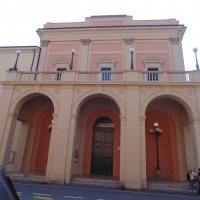 Teatro Comunale (facciata ingresso) - Maurolattuga