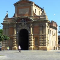 Porta Galliera 1