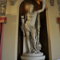 BO - Palzzo del Comune - Nicchia con Statua Ornamentale a Soggetto Mitologico-Allegorico 02 - ElaBart