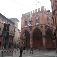 Palazzo della Mercanzia1