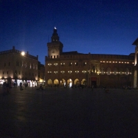 Piazza Maggiore by night - Foolish_dev