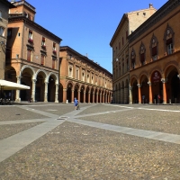 Piazza Santo Stefano 1 - Roberta Milani - Bologna (BO)
