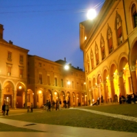 Piazza Santo Stefano vista con le spalle alla basilica