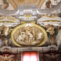 Domenico Maria Canuti, salone di palazzo pepoli campogrande con apoteosi di ercole, quadrature del mengazzino, xvii sec. 32 - Sailko - Bologna (BO)