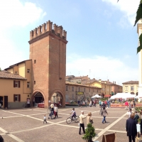 Panoramica Piazza con Torresotto Caliceti - FabioSchiavina - San Giorgio di Piano (BO)