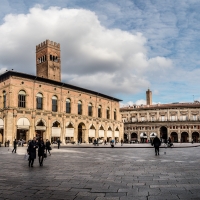 Bologna - Piazza Maggiore - Vanni Lazzari