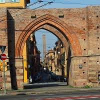 Porta Maggiore con vista sulla Torre degli Asinelli - MarkPagl - Bologna (BO)