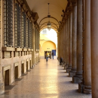 Il portico di Palazzo Vizzani - MOGA64BOLO