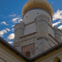 La torre con cupola color oro - Caba2011 - Grizzana Morandi (BO)