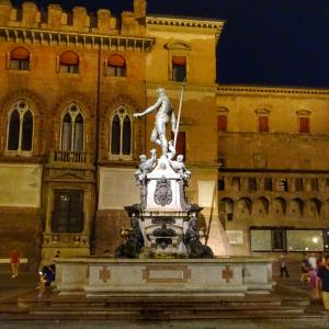 Fontana del Nettuno. Bologna - Maretta Angelini