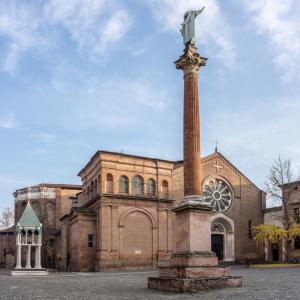 Piazza San Domenico -- Bologna - - Vanni Lazzari
