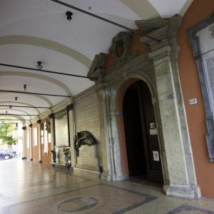 Comune di Medicina (BO), Portico del Palazzo Comunale - Matulus