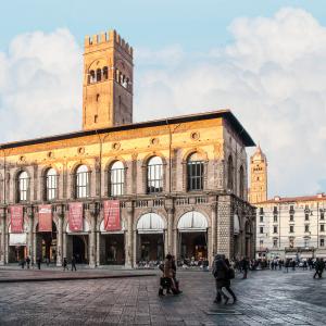 JtNUAT Piazza Maggiore - Bologna - Vanni Lazzari