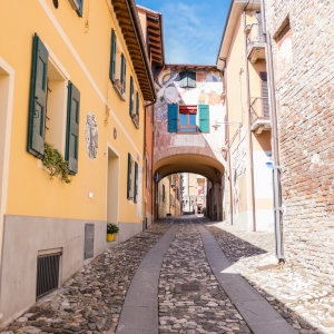 Dozza, piazza Rocca - ENIT SpA