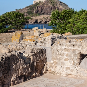 Archaeological area of Nora, in the background, the "Torre del Coltellazzo" - Simone Antonazzo / ENIT SpA