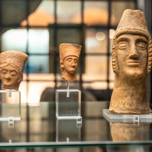 Statuette nel Museo archeologico di Teanum Sidicinum - ENIT SpA