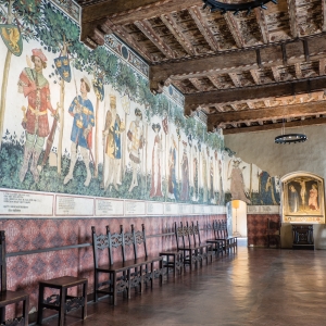 I nove eroi e le nove eroine, affresco del Maestro del Castello della Manta (secolo XV) nella sala baronale - ENIT SpA
