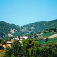 Panorama alta valle e crinale appennino 1
