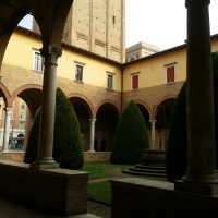 Chiostro esterno Basilica San Mercuriale - Chiari86