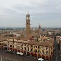 Lo storico Palazzo Comunale con la sua Torre Civica - Chiari86