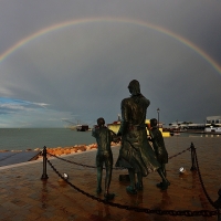 Piazza spose dei marinai con il monumento alla "Ma" - Masarot - Cesenatico (FC)