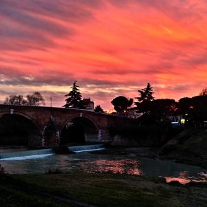 Cesena Ponte Vecchio al tramonto - Otelmar