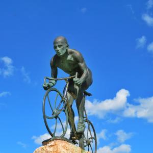 Monumento a Marco Pantani - PROPOLI87