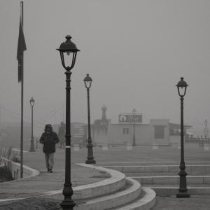 Piazza Spose, la nebbia - Simo13u