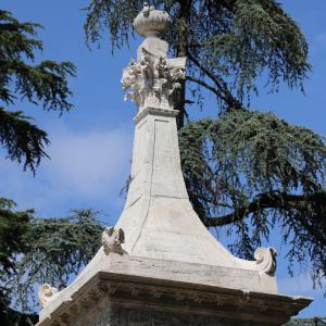 Sarsina, cenotafio a edicola con cuspide piramidale di Aulo Murcio Obulacco, Is ecolo ac. 04 - Sailko