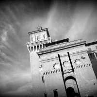 Castello Estense black and white - Fedetails